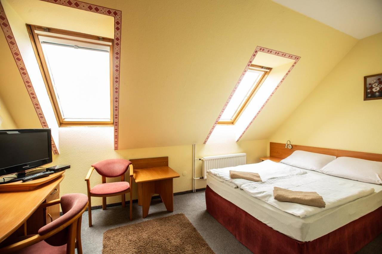 Cedynia Hotel Margo מראה חיצוני תמונה
